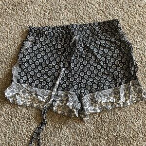 Black and White Patterned lightweight Shorts